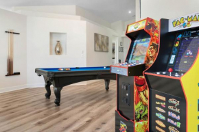 4BR Getaway with Pool and Billiard